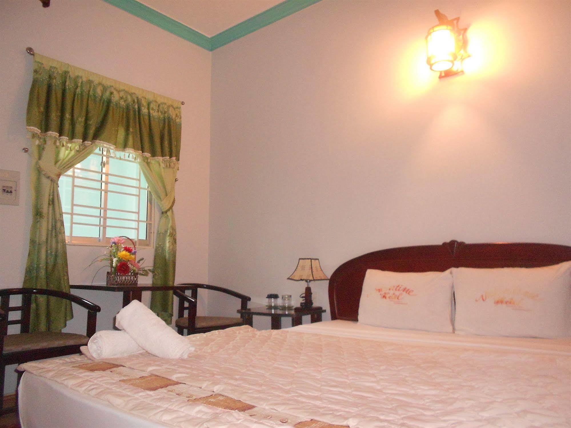 Valentine Hotel Hue Exterior foto