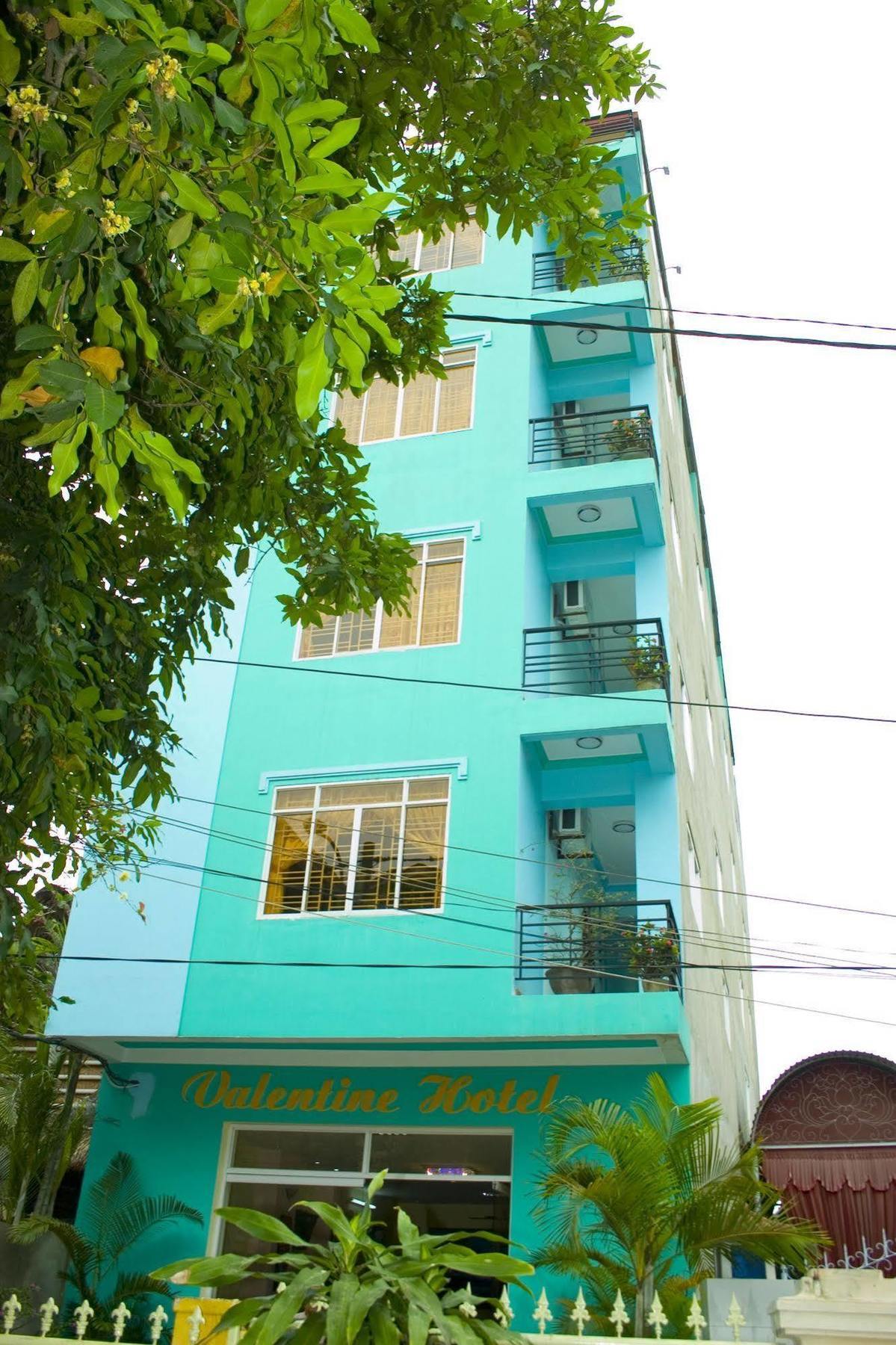 Valentine Hotel Hue Exterior foto